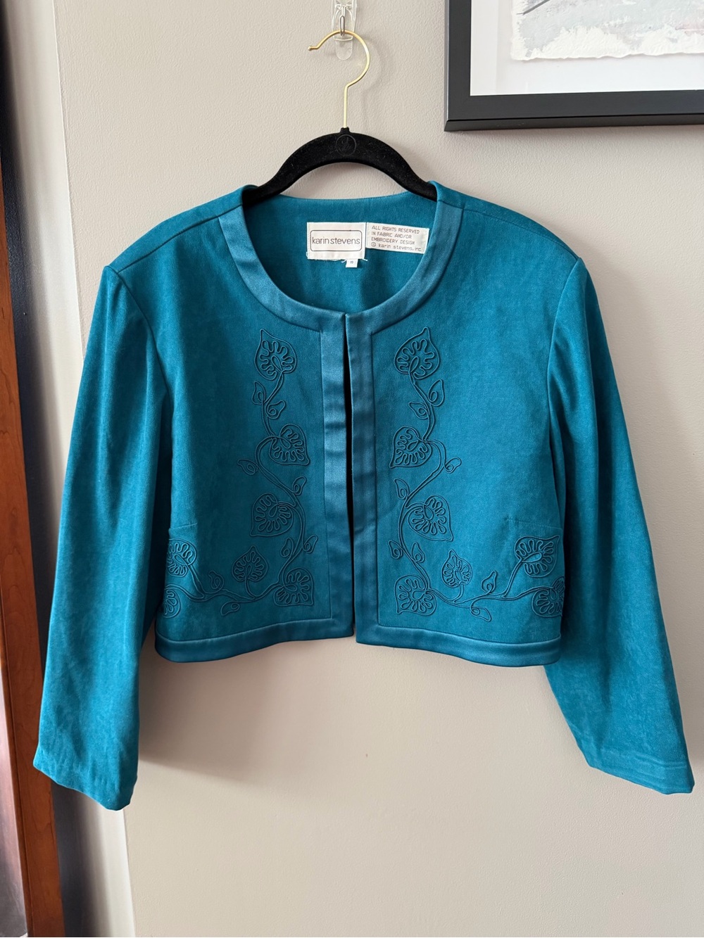 Vintage karin stevens teal cropped jacket embroidered vine detail. Sz 16